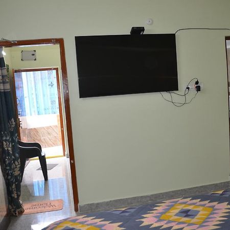 Manohars New Home Tirupati Luaran gambar